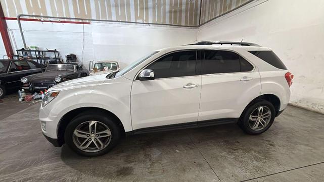 Photo of 2016 White Chevrolet Equinox