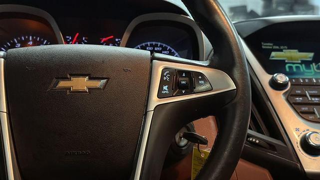 Photo of 2016 White Chevrolet Equinox