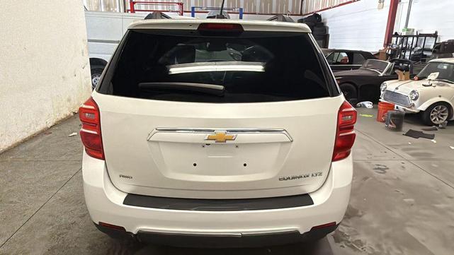 Photo of 2016 White Chevrolet Equinox