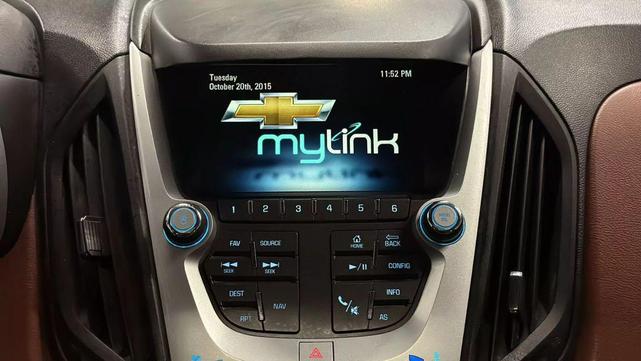Photo of 2016 White Chevrolet Equinox