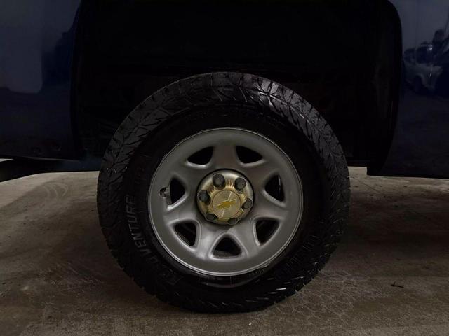 Photo of 2014 Blue Chevrolet Silverado 1500