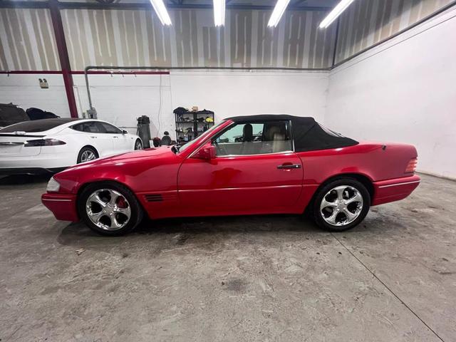 Photo of 1990 Red Mercedes-Benz SL-Class