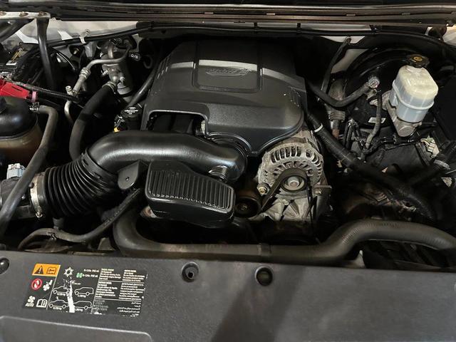 Photo of 2012 White Chevrolet Silverado 1500