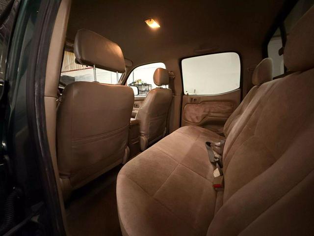 Photo of 2003 Green Toyota Tacoma