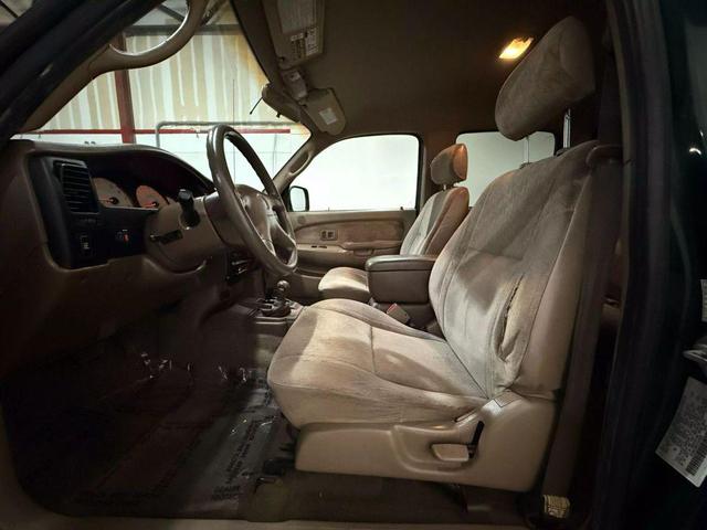 Photo of 2003 Green Toyota Tacoma