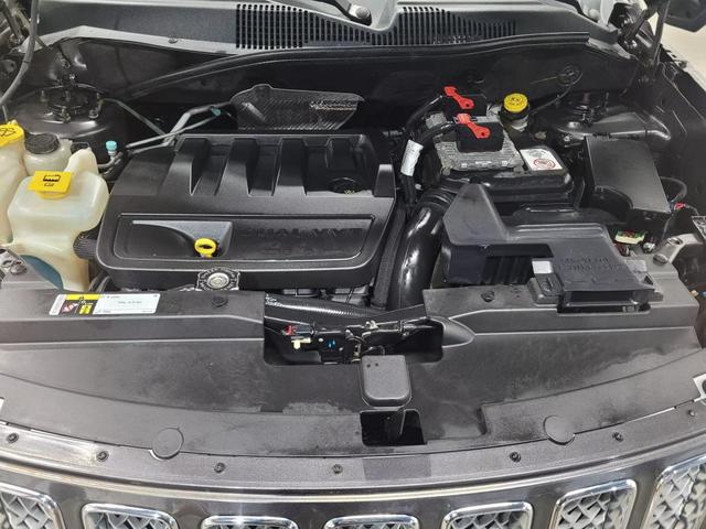 Photo of 2016 Gray Jeep Compass