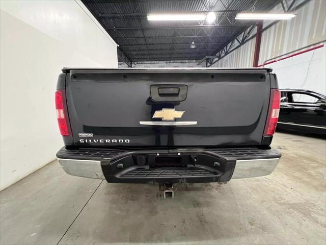 Photo of 2008 Blue Chevrolet Silverado 1500