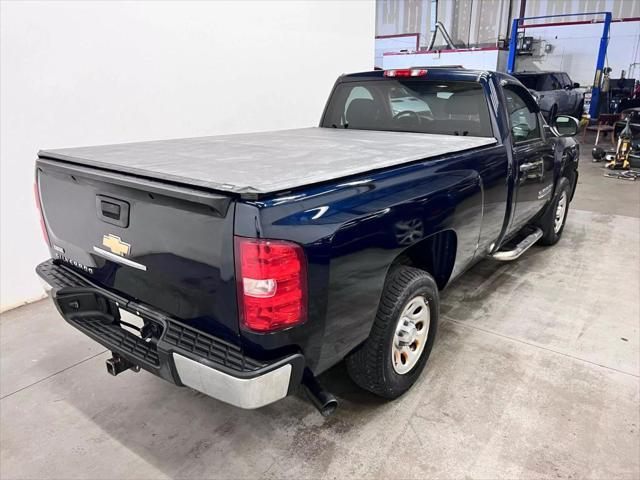 Photo of 2008 Blue Chevrolet Silverado 1500