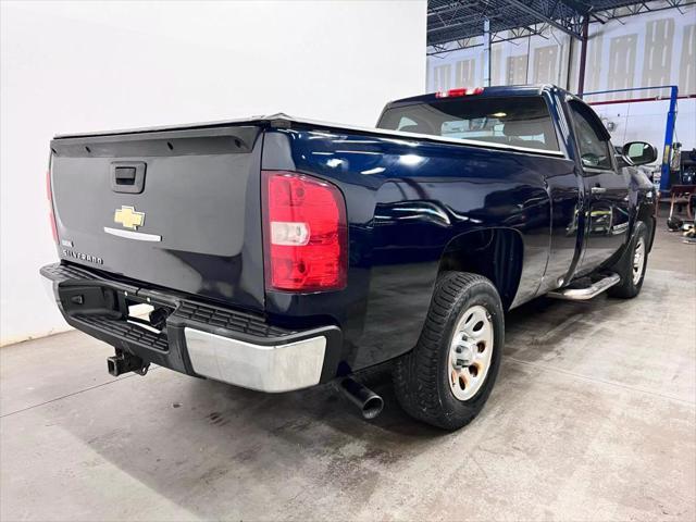 Photo of 2008 Blue Chevrolet Silverado 1500