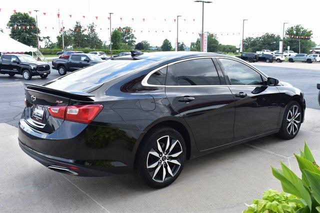 Photo of 2020 Mosaic Black Metallic Chevrolet Malibu