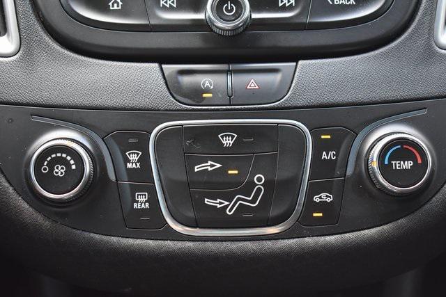 Photo of 2020 Mosaic Black Metallic Chevrolet Malibu