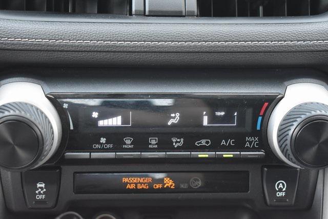 Photo of 2019 Ruby Flare Pearl Toyota RAV4