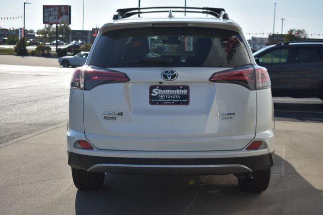 Photo of 2017 Blizzard Pearl Toyota RAV4
