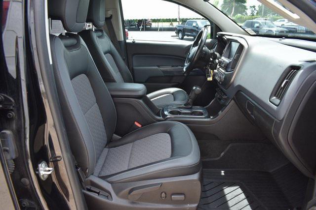 Photo of 2017 Black Chevrolet Colorado