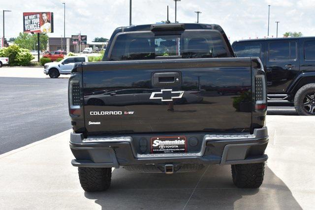 Photo of 2017 Black Chevrolet Colorado