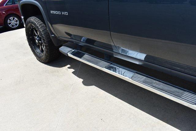 Photo of 2020 Shadow Gray Metallic Chevrolet Silverado 2500