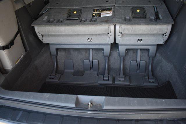 Photo of 2018 Predawn Gray Mica Toyota Sienna