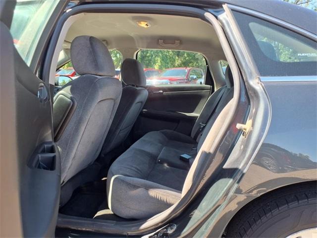 Photo of 2014 Ashen Gray Metallic Chevrolet Impala Limited