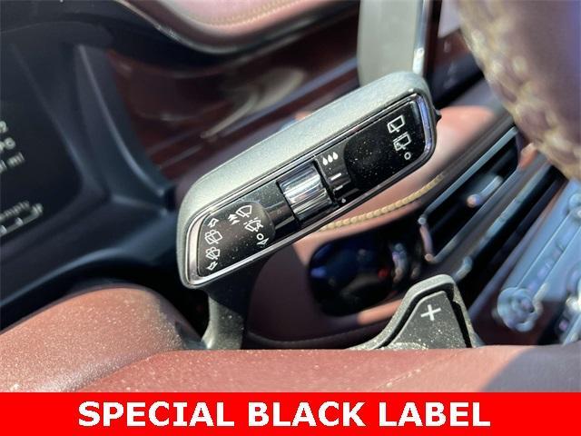 Photo of 2022 Silver Radiance Metallic Lincoln Aviator
