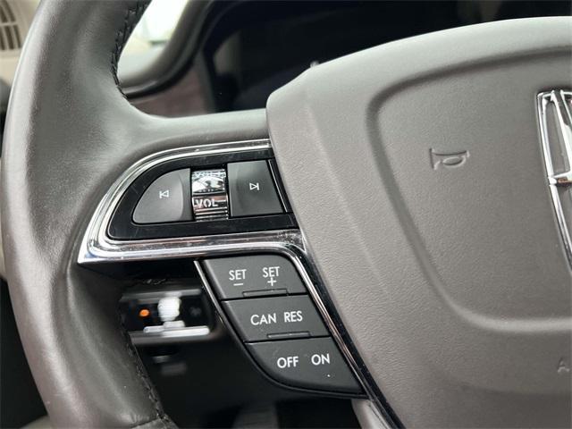 Photo of 2021 Pristine White Lincoln Nautilus