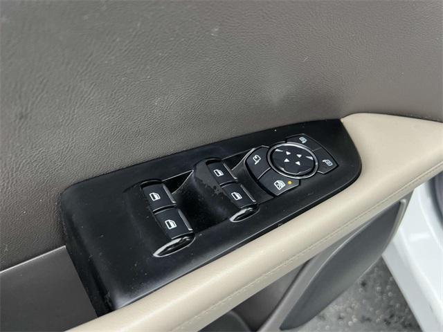Photo of 2021 Pristine White Lincoln Nautilus
