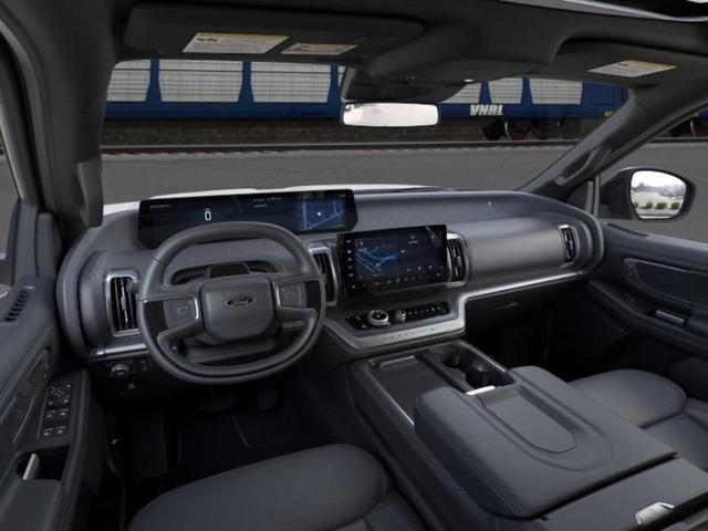Photo of 2025 White Ford Expedition Max