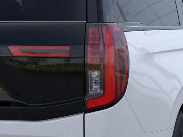 Photo of 2025 White Ford Expedition Max