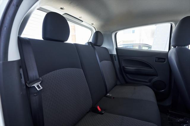 Photo of 2017 Pearl White Mitsubishi Mirage