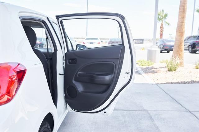 Photo of 2017 Pearl White Mitsubishi Mirage