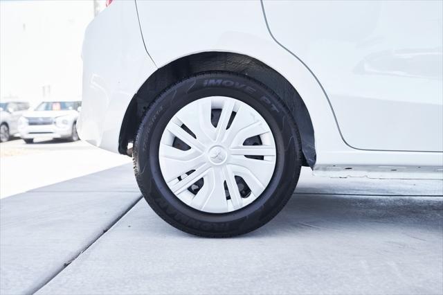 Photo of 2017 Pearl White Mitsubishi Mirage