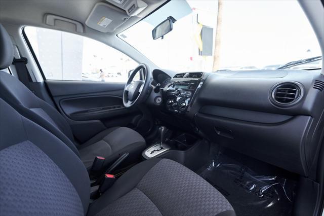 Photo of 2017 Pearl White Mitsubishi Mirage