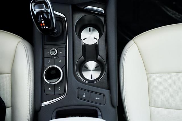 Photo of 2024 Argent Silver Metallic Cadillac XT6