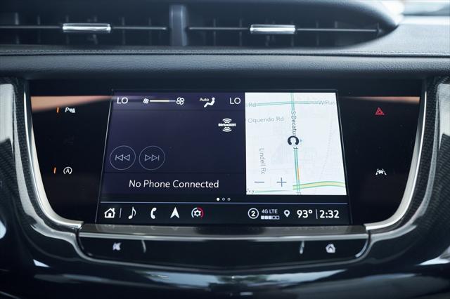Photo of 2024 Argent Silver Metallic Cadillac XT6