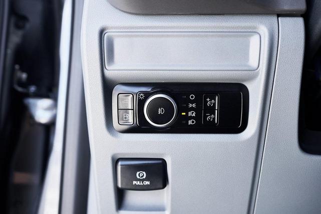 Photo of 2024 Gray Metallic Ford F-150