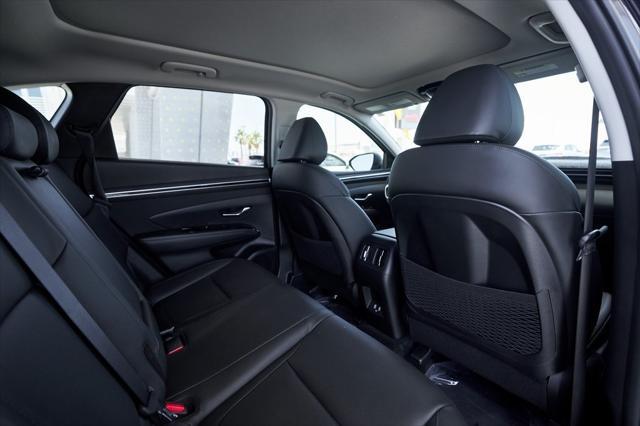 Photo of 2023 Deep Sea Hyundai TUCSON Hybrid