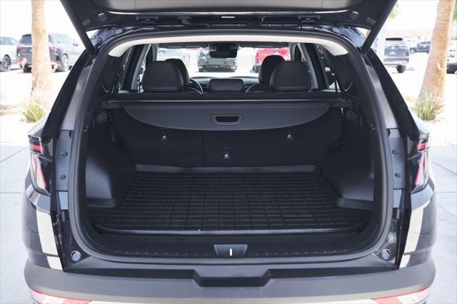 Photo of 2023 Deep Sea Hyundai TUCSON Hybrid