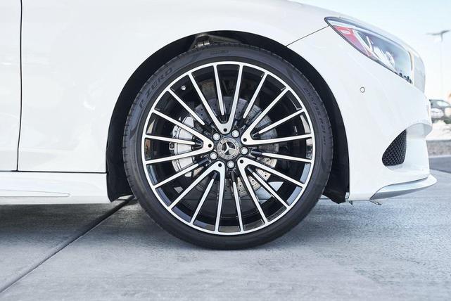 Photo of 2017 designo Diamond White Metallic Mercedes-Benz S-Class