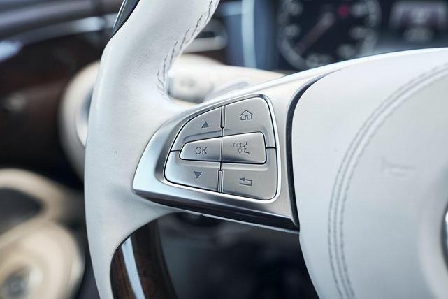 Photo of 2017 designo Diamond White Metallic Mercedes-Benz S-Class