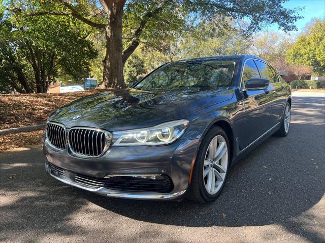 2016 BMW 750