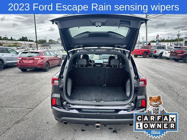 Photo of 2023 Agate Black Metallic Ford Escape