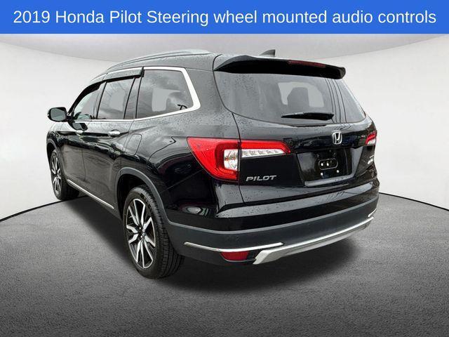 Photo of 2019 Crystal Black Pearl Honda Pilot