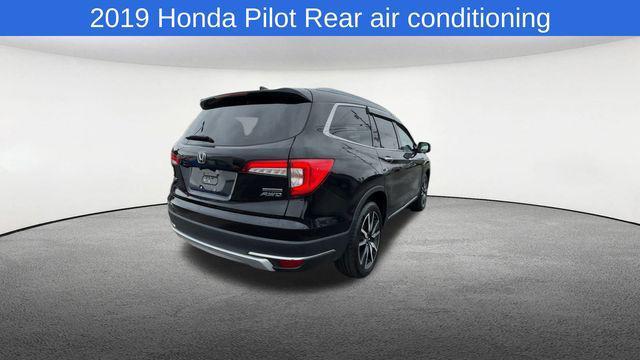 Photo of 2019 Crystal Black Pearl Honda Pilot