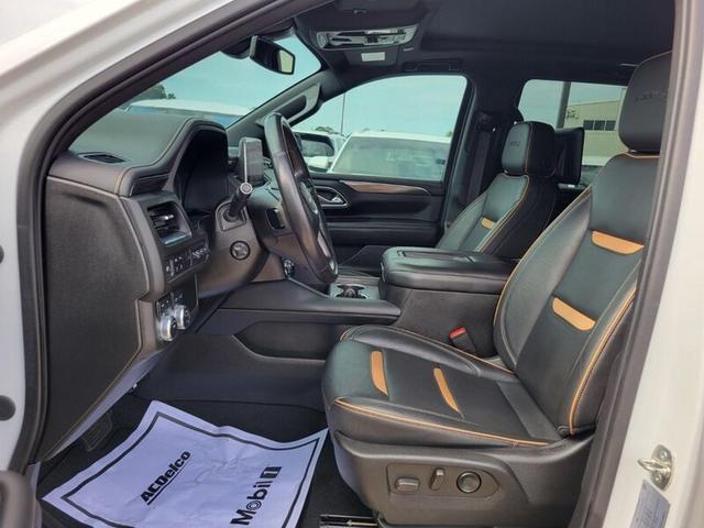Photo of 2021 Summit White GMC Yukon