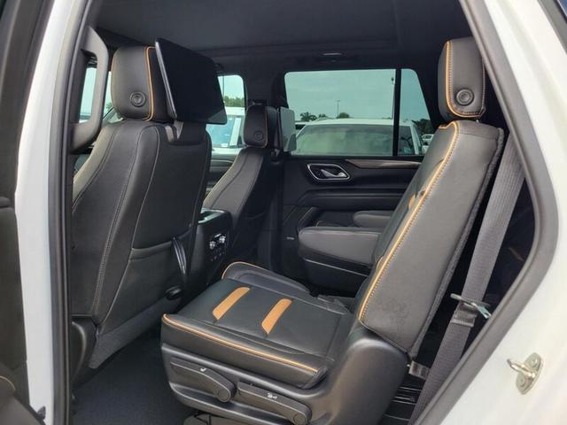 Photo of 2021 Summit White GMC Yukon