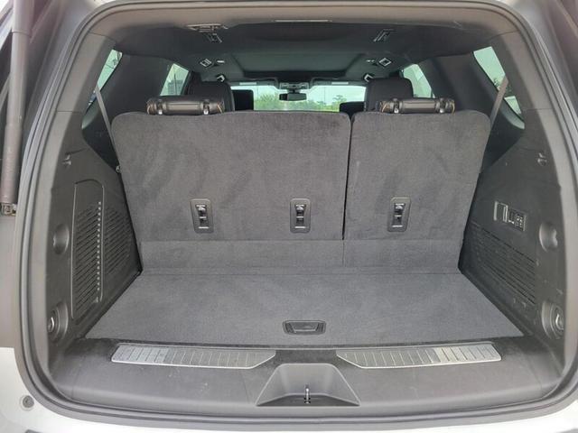 Photo of 2021 Summit White GMC Yukon