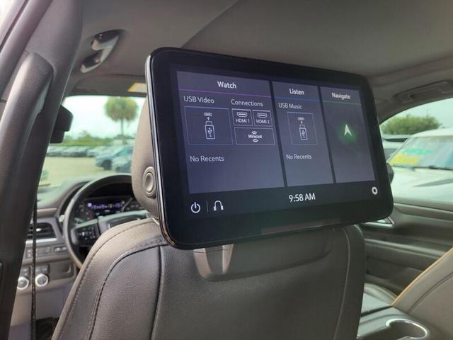 Photo of 2021 Summit White GMC Yukon
