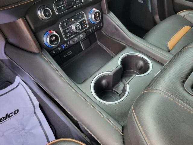 Photo of 2021 Summit White GMC Yukon