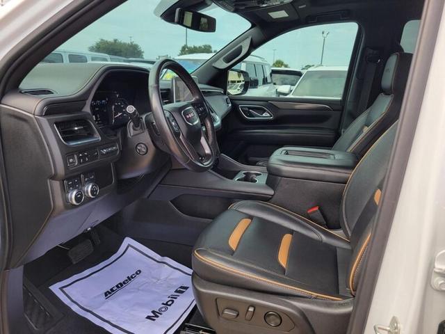 Photo of 2021 Summit White GMC Yukon