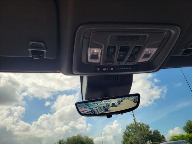 Photo of 2025 White Frost Tricoat GMC Sierra 1500