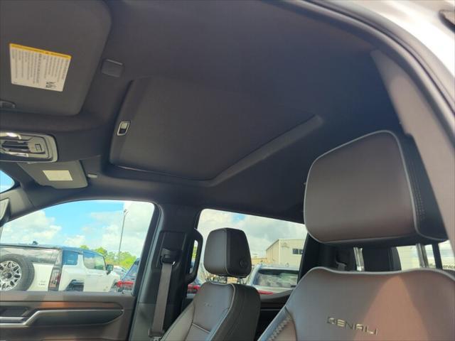 Photo of 2025 White Frost Tricoat GMC Sierra 1500